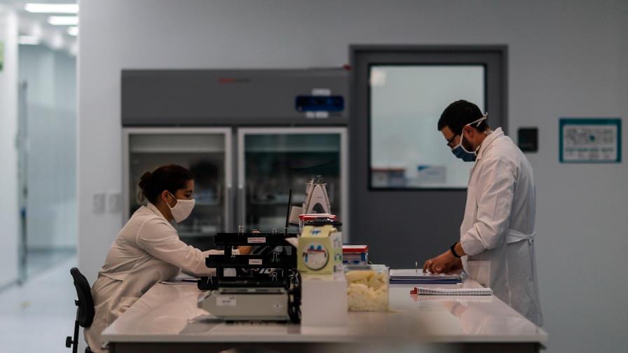 Vacunas se abren paso en América Latina con tres países en top de contagios Vacunas se abren paso en América Latina con tres países en top de contagios