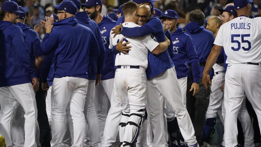 Dodgers y Gigantes se preparan para su clásico en playoffs Dodgers y Gigantes se preparan para su clásico en playoffs