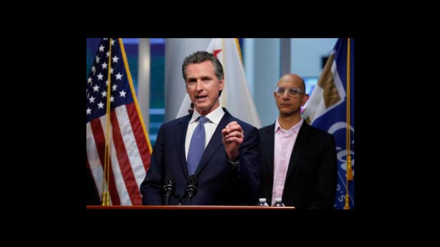 Gobernador de California avista fin del confinamiento por COVID sin fijar una fecha