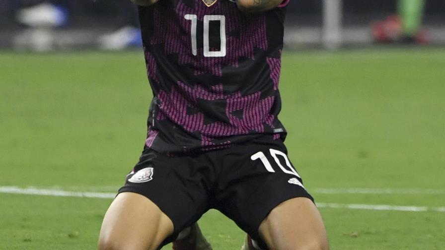 FIFA reduce castigo a México por grito homofóbico FIFA reduce castigo a México por grito homofóbico