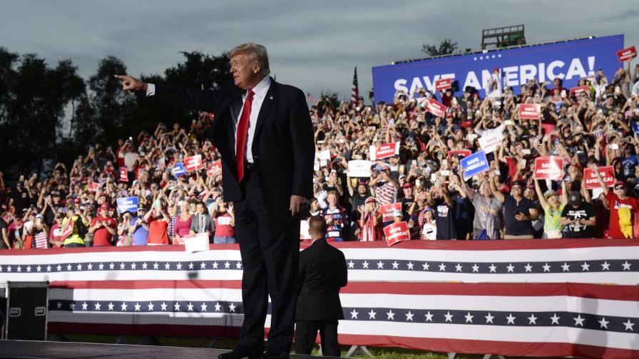 Trump anuncia demandas contra Facebook, Twitter y Google