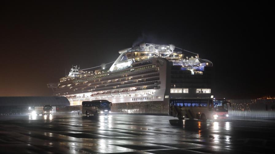 Expertos se preguntan qué falló en cuarentena de crucero Expertos se preguntan qué falló en cuarentena de crucero