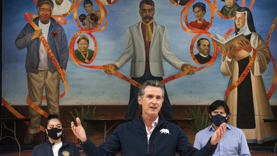 Latinos, clave en posible elección revocatoria de California
