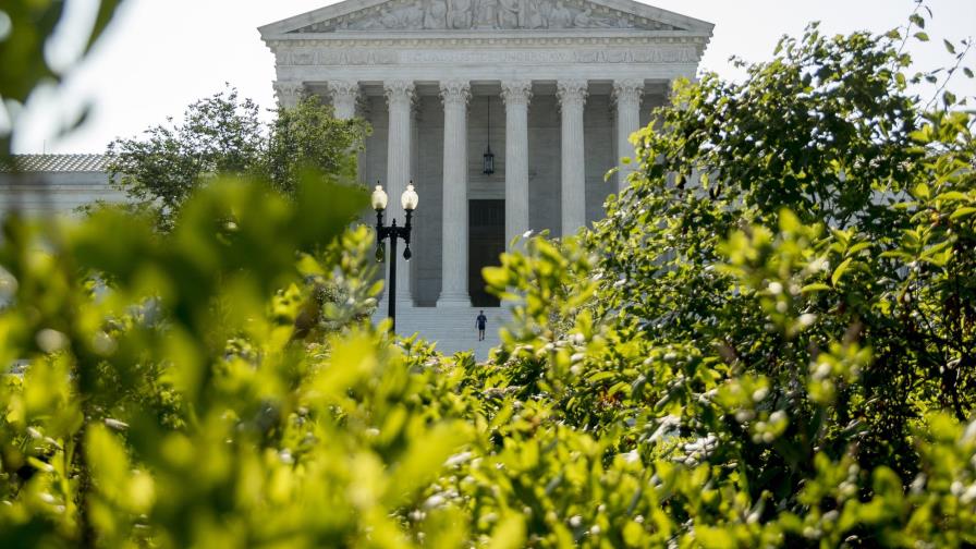 Corte Suprema niega al Congreso datos de impuestos de Trump