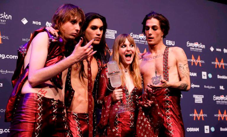 Escándalo | Captan a ganadores de Eurovision en presunto consumo de drogas durante el show