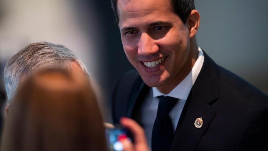 Ministra española recibirá a Guaidó como presidente encargado de Venezuela