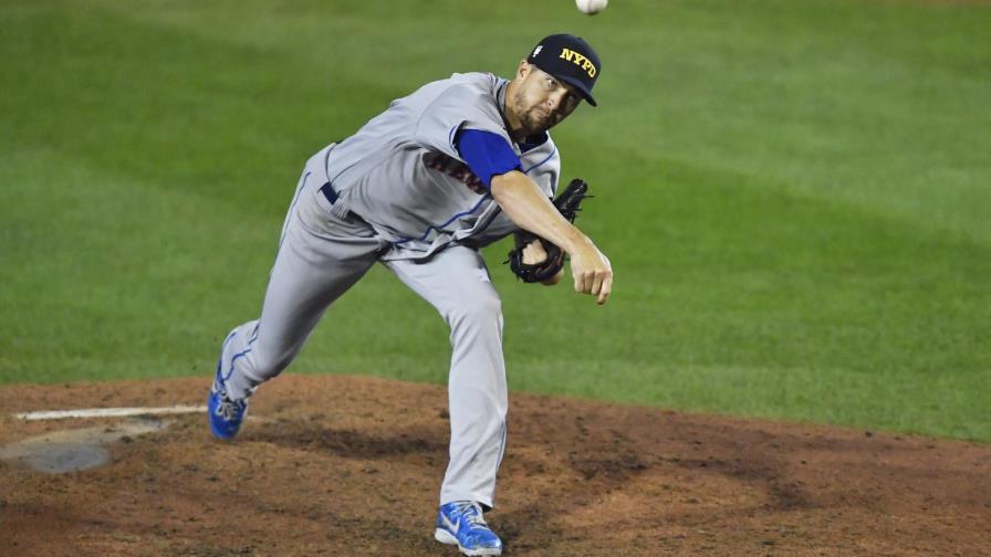 DeGrom recibe apoyo de Mets para vencer 18-1 a Azulejos