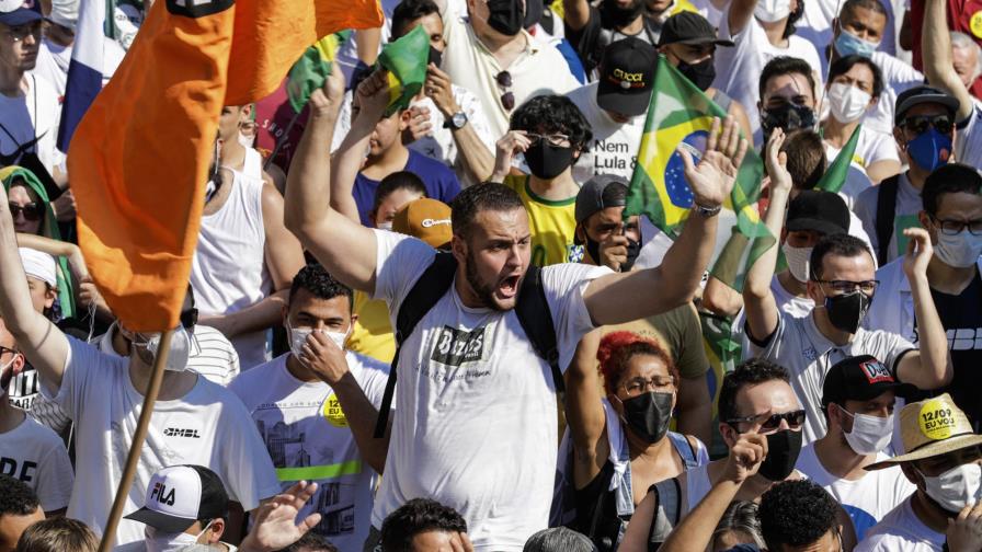 Protestas revelan poco apoyo a juicio político de Bolsonaro