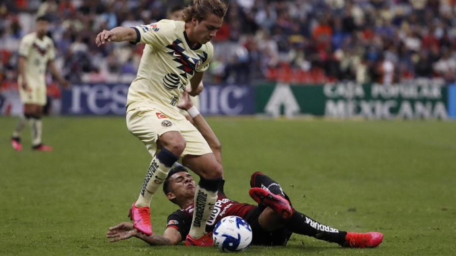 América y Monterrey en polos opuestos al chocar otra vez