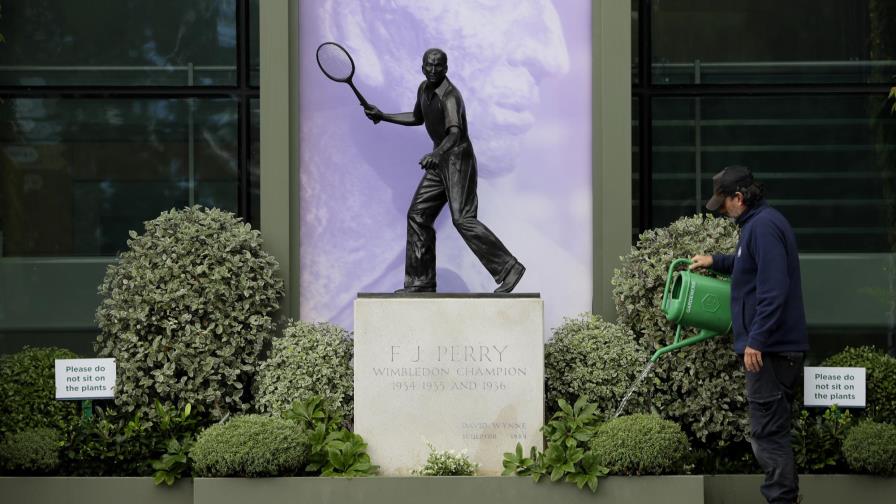 Silencio en el que hubiera sido el primer día de Wimbledon