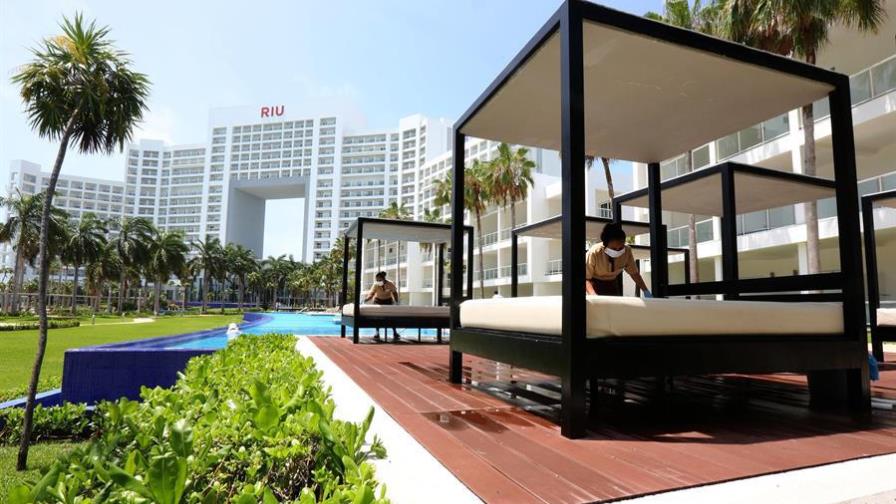 Hoteles de Cancún reanudan actividad con estrictos protocolos sanitarios Hoteles de Cancún reanudan actividad con estrictos protocolos sanitarios