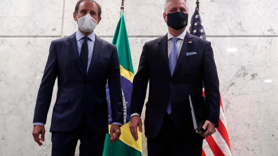 EE.UU. y Brasil estrechan sus lazos con la firma de acuerdos de inversión