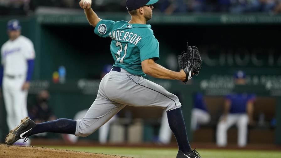 Anderson logra su 1er triunfo con Marineros, ante Rangers