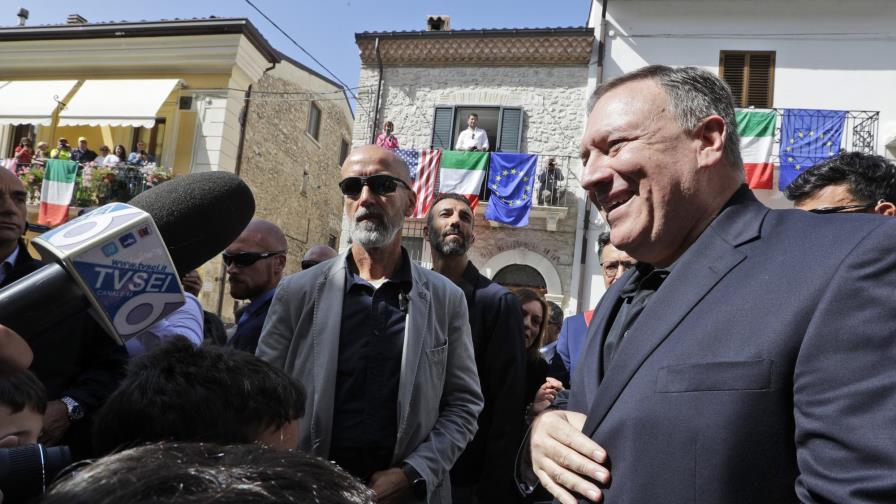 Pompeo se reúne con el papa y visita lugar de ancestros Pompeo se reúne con el papa y visita lugar de ancestros