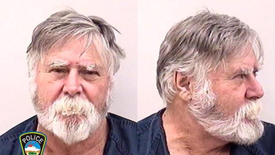 Arrestaron al “Santa Claus de Colorado”; robó un banco y arrojó el dinero a transeúntes gritando “feliz Navidad”