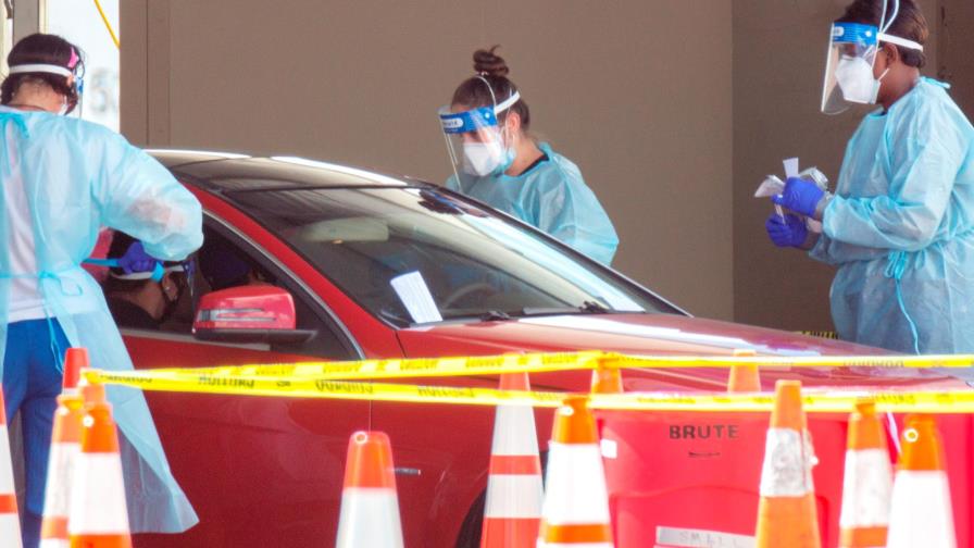 EE.UU. suma 2.608 nuevas muertes por la COVID-19 y acumula 519.064