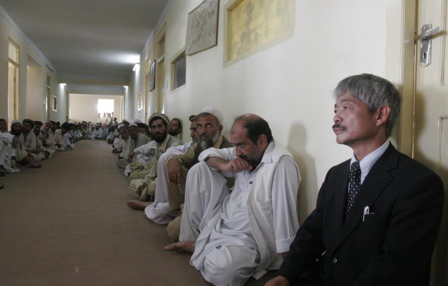 Funcionario afgano: ataque mata a 5, hiere a medico japonés