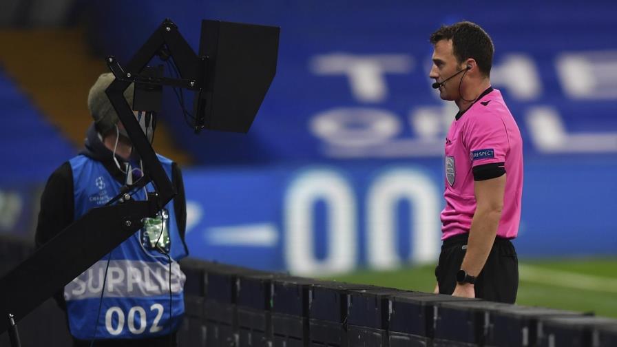 UEFA pide a FIFA flexibilizar regla de la mano