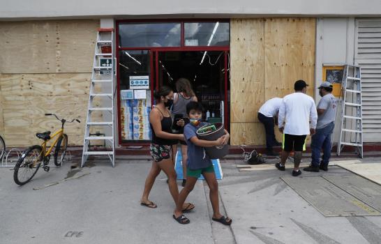 Huracán Grace causa algunos daños en Riviera Maya