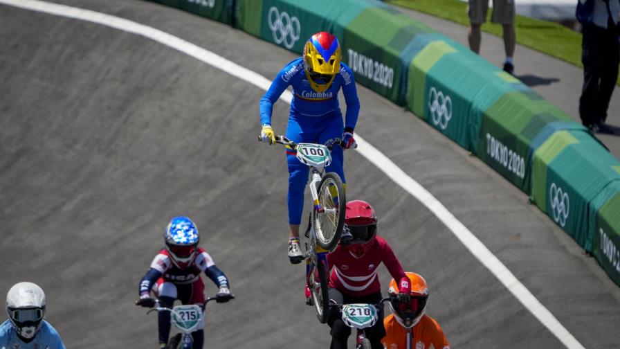 Colombiana Pajón se lleva plata en BMX Colombiana Pajón se lleva plata en BMX