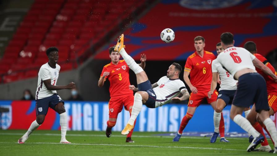 Con alineación alterna Inglaterra golea 3-0 a Gales