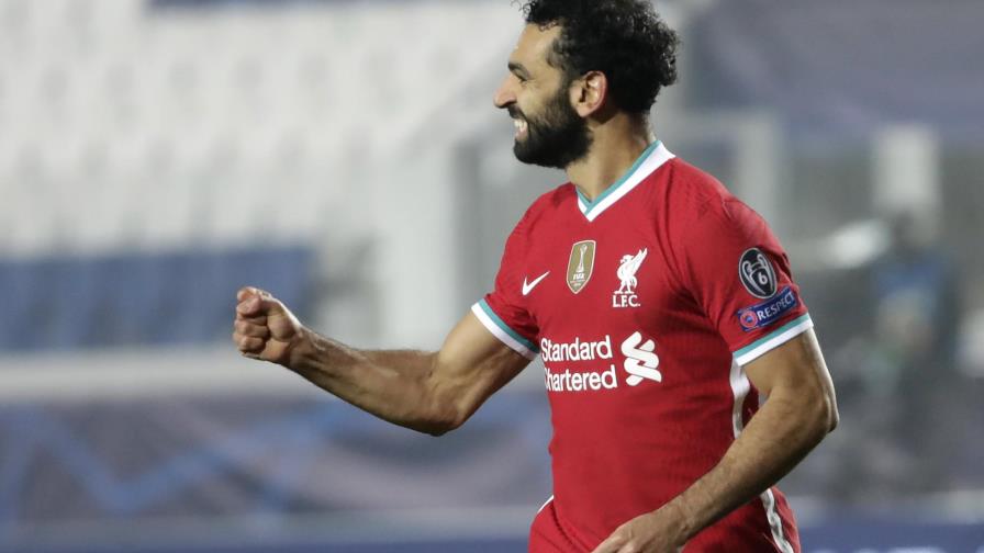 Mohamed Salah, del Liverpool, da positivo en coronavirus