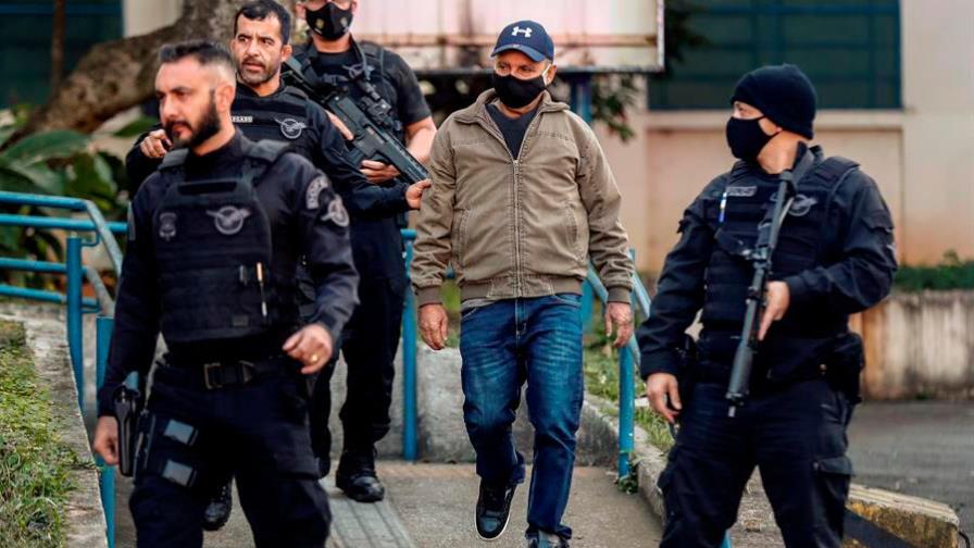 Detenido exasesor clave en investigación por corrupción contra hijo Bolsonaro