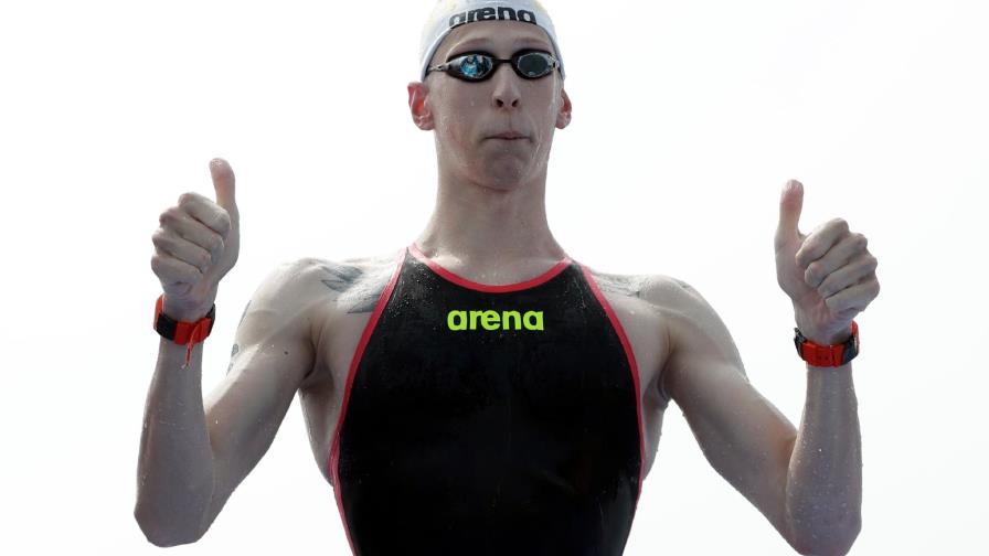 El foto finish decidió el nado en aguas abiertas de 10 kilómetros El foto finish decidió el nado en aguas abiertas de 10 kilómetros