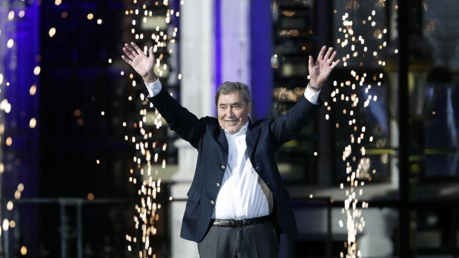 Leyenda del ciclismo Eddy Merckx sufre accidente