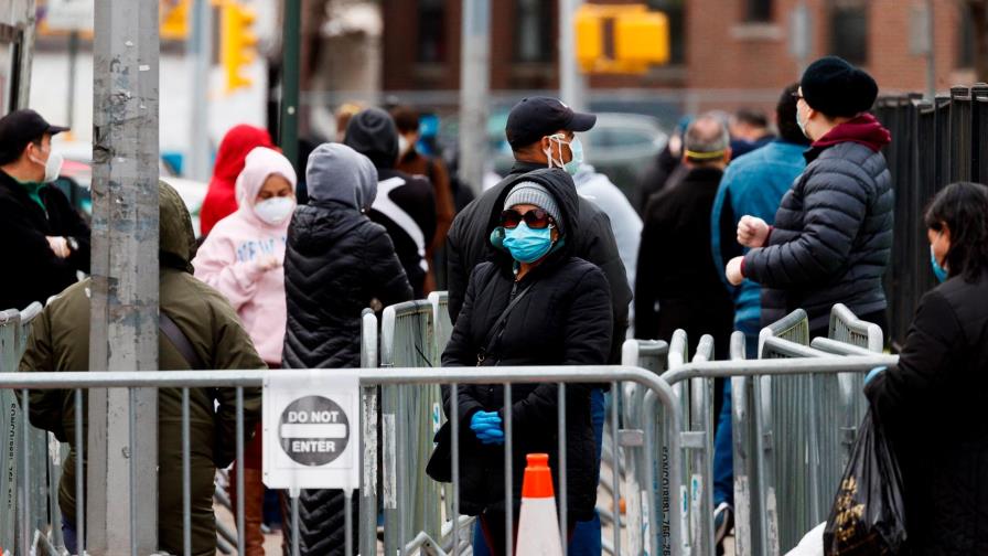 Récord de 2.228 muertes en 24 horas por coronavirus en EEUU, según Johns Hopkins