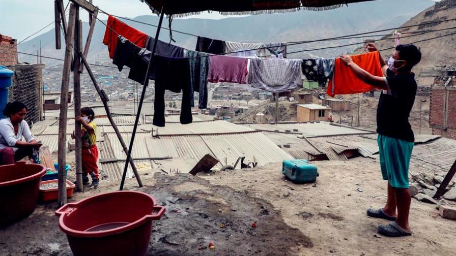 El BM alerta que 60 millones de personas podrían volver a extrema pobreza