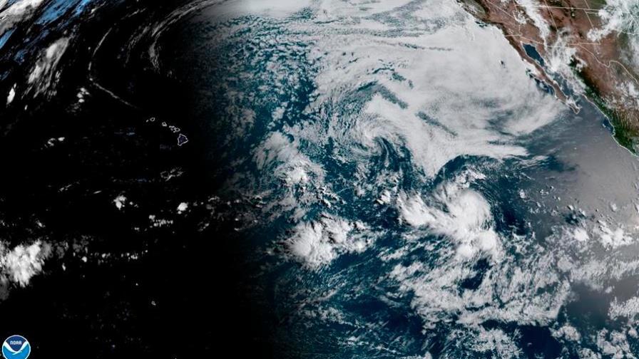 La tormenta tropical Douglas se forma lejos de costas del Pacífico mexicano