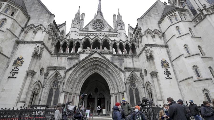 Abogados de Depp buscan apelar fallo de marido golpeador