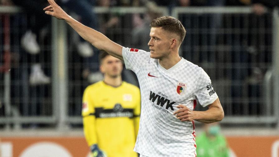 Augsburgo toma respiro con victoria 4-1 ante Stuttgart