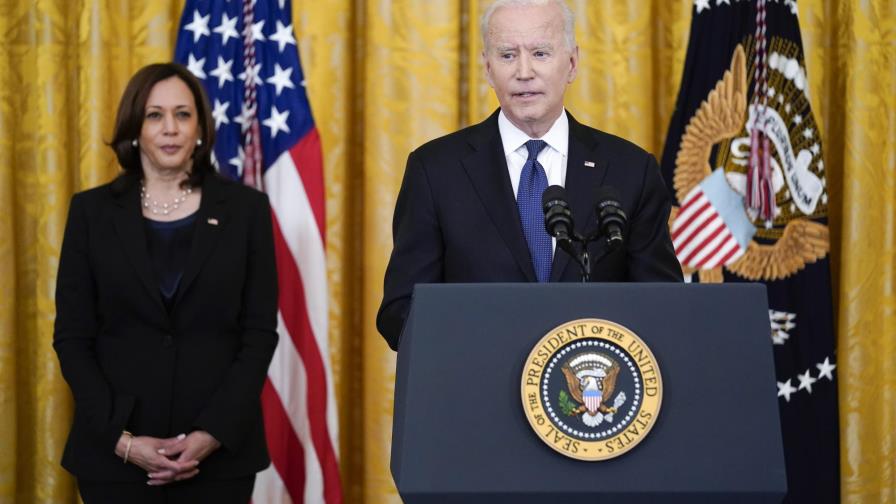 Biden ordena mitigar riesgo financiero por clima para EEUU