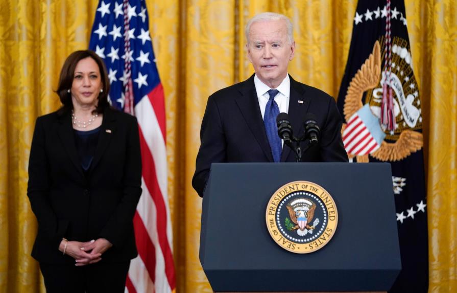 Biden ordena mitigar riesgo financiero por clima para EEUU