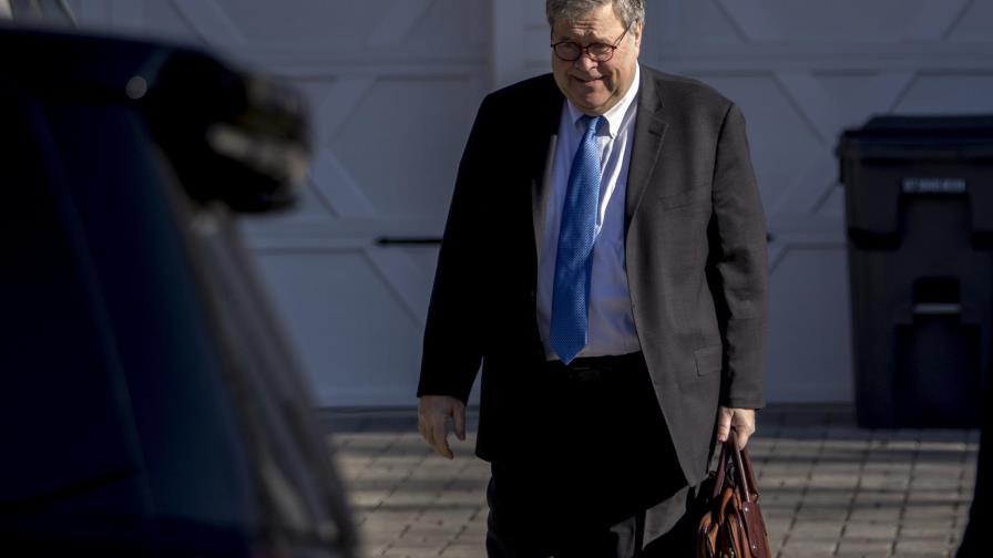 Barr se reúne con legisladores por leyes de vigilancia Barr se reúne con legisladores por leyes de vigilancia