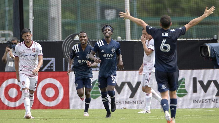 MLS: Sporting KC avanza con victoria 2-0 ante RSL
