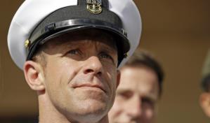 Casa Blanca no interferirá en caso de SEAL acusado