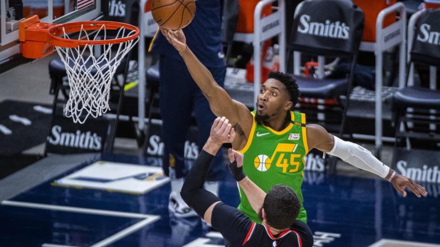 Jazz arrollan a Blazers 122-103 en su 23ra victoria en casa