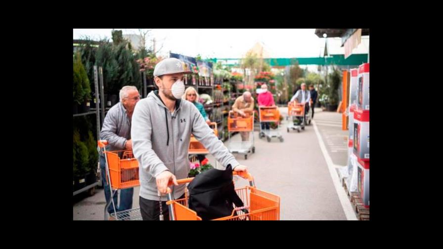 Merkel insta a no poner en peligro los primeros éxitos contra la COVID-19
