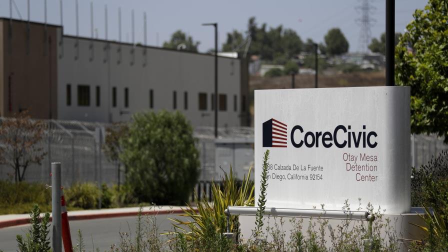 Corte permite cárceles privadas para migrantes en California Corte permite cárceles privadas para migrantes en California