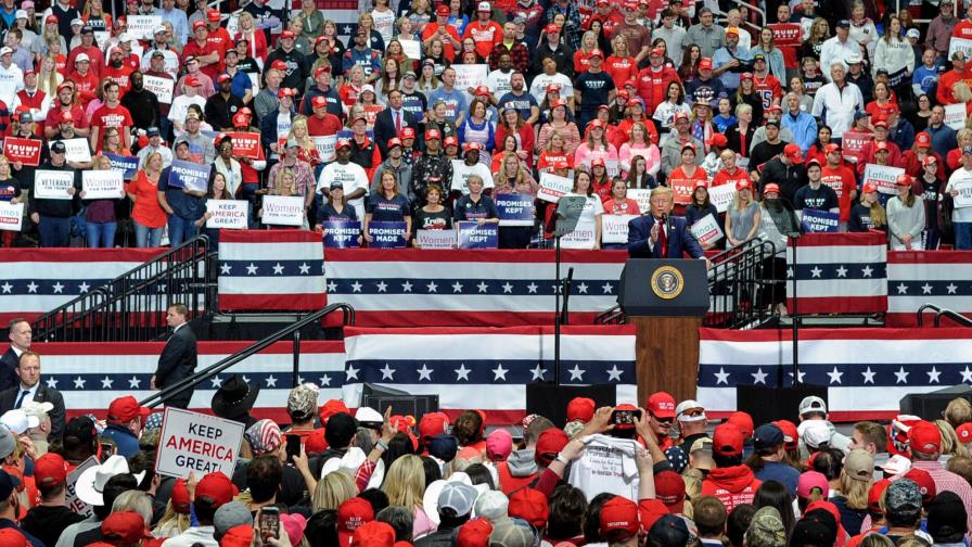 Evento de Trump calificado de “peligroso” durante pandemia