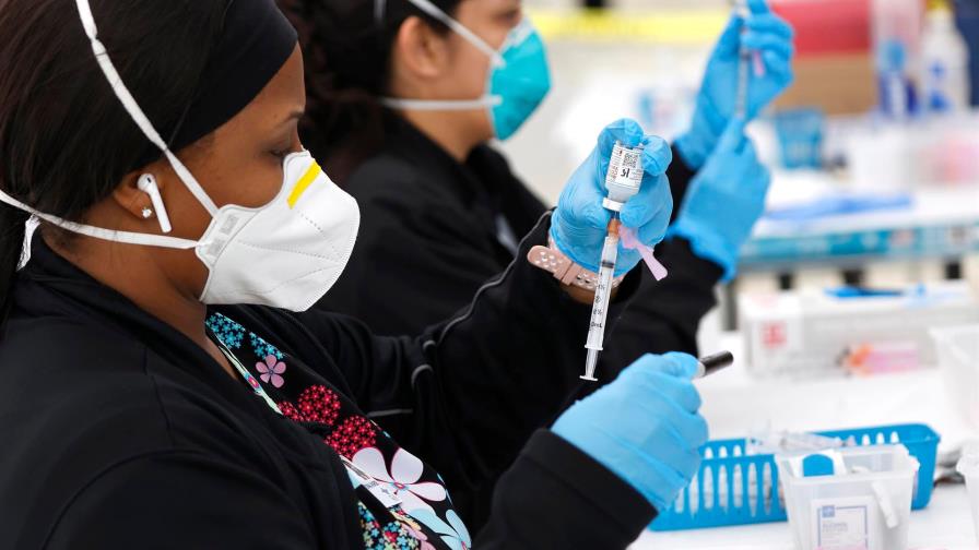 EE.UU. supera los 32 millones de contagios y 572.000 muertes por covid-19