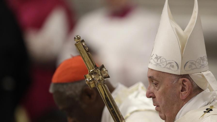 Papa equipara violencia hacia mujeres con profanar a dios