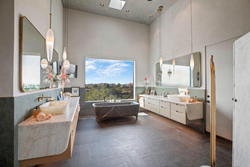 Con un baño así, ¿quién quiere salir de aquí?