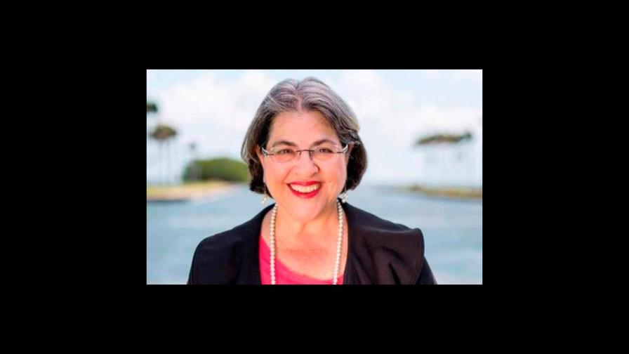 Alcaldesa de Miami-Dade avisa de un repunte de contagios y pide prudencia