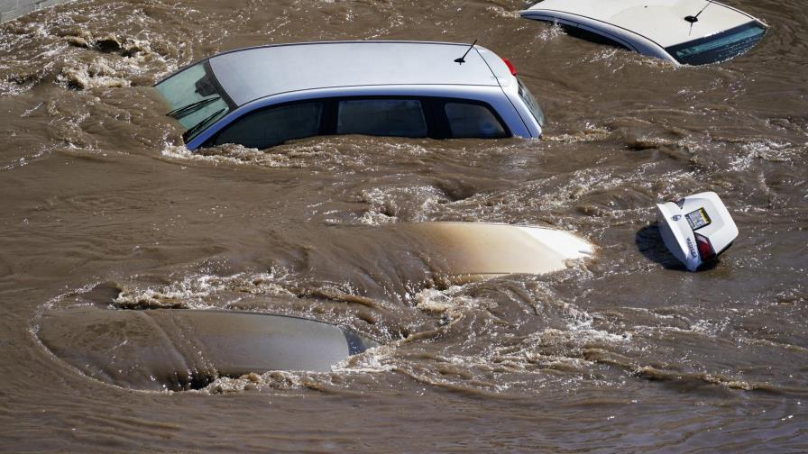 AP Explica: Por qué Ida deja muertes 1,600 km tierra adentro