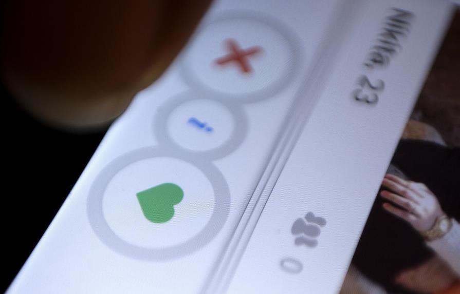 Investigan apps de citas por usuarios agresores sexuales