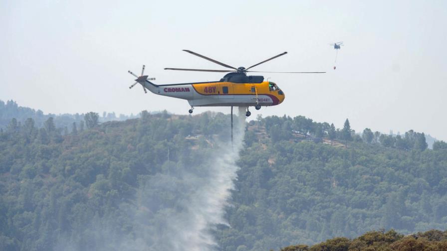 Humo de incendios en California cierra escuelas en Nevada